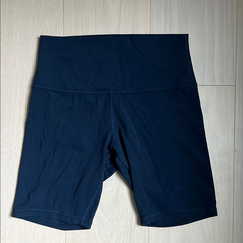 Lululemon Align High Rise Shorts 6” in Navy Size 8